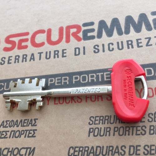 Securemme ajtó - zárcsere biztonsági ajtóban Budapesten, olcsón